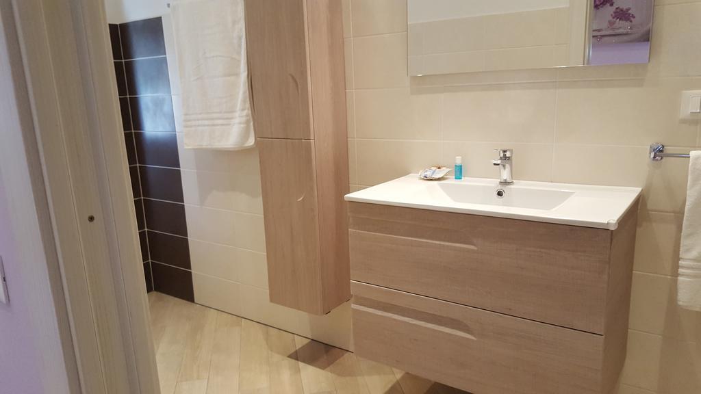 Guest House Le Tre Spezie 斯培西亚 外观 照片