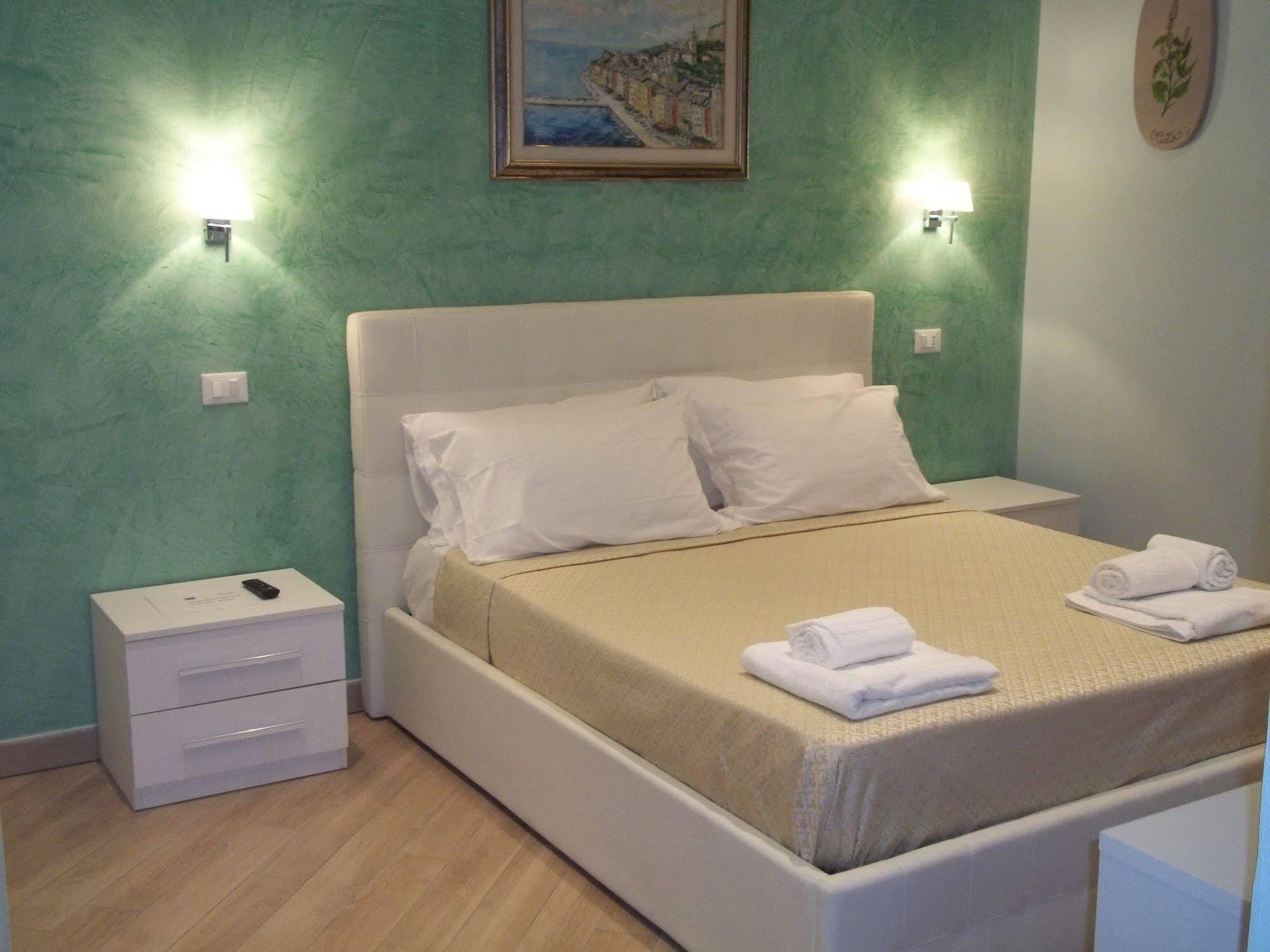 Guest House Le Tre Spezie 斯培西亚 外观 照片