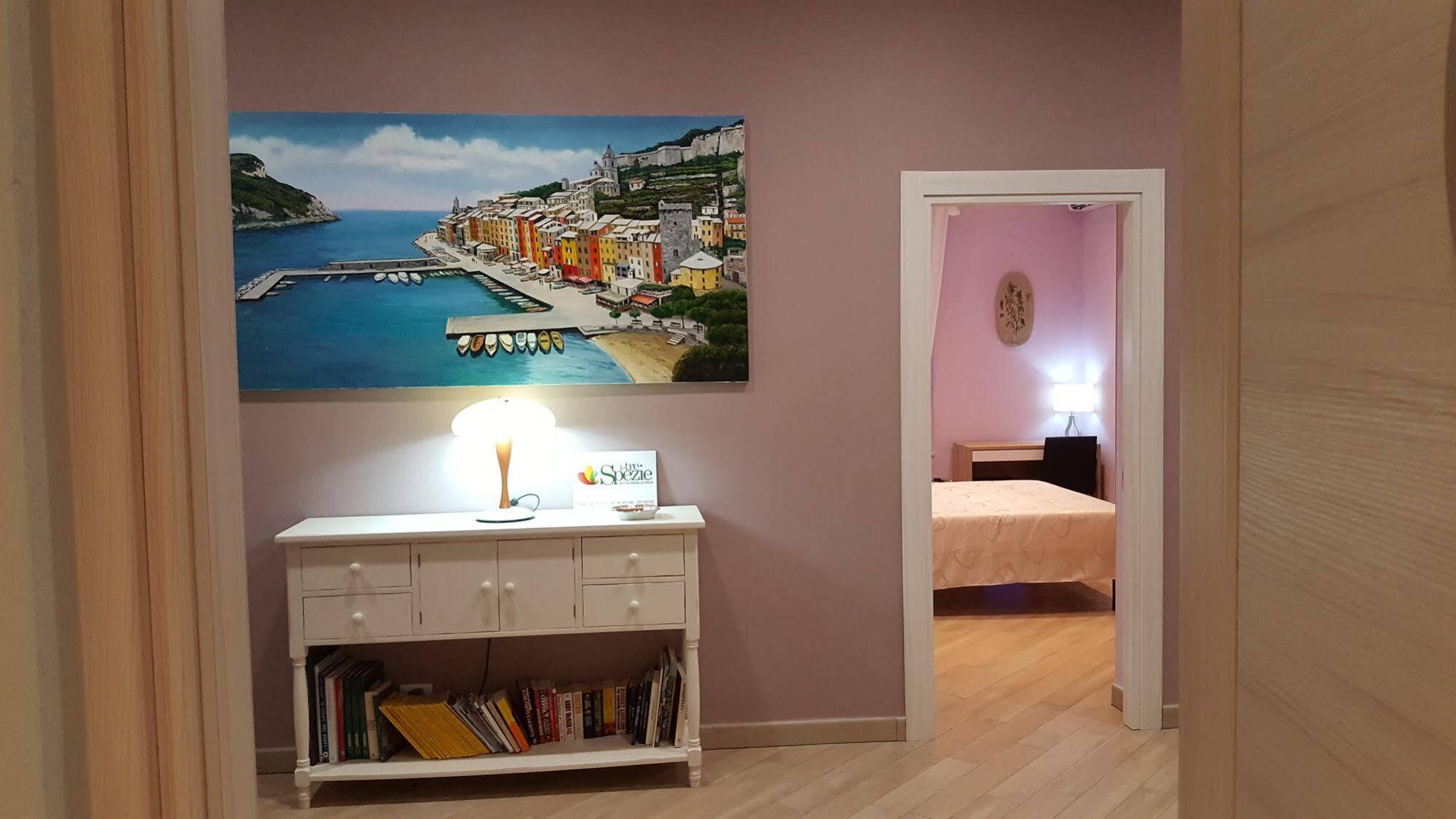 Guest House Le Tre Spezie 斯培西亚 外观 照片